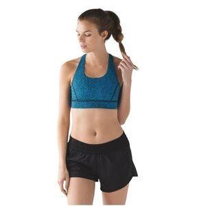 Lululemon Circuit Breaker Bra Sz 6 Scatter Star Beach Blanket Blue Black